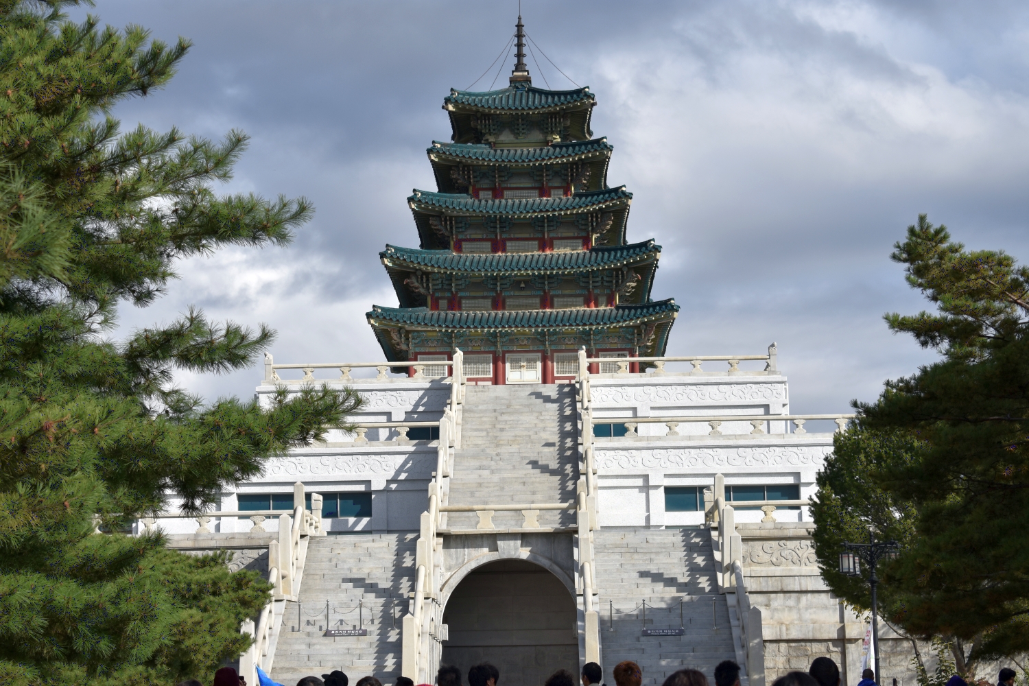三日目は世界遺産・景福宮を訪れました